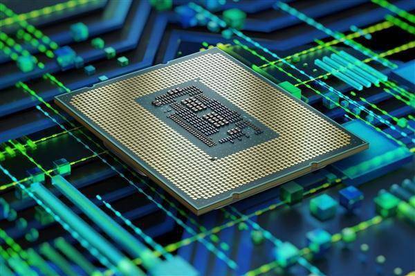 “1.8nm”工艺喜事连连 Intel代工业务爆发:暴涨307%