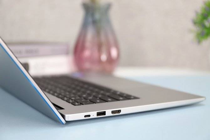 多屏协同再升级!荣耀 MagicBook 15全面屏轻薄本评测