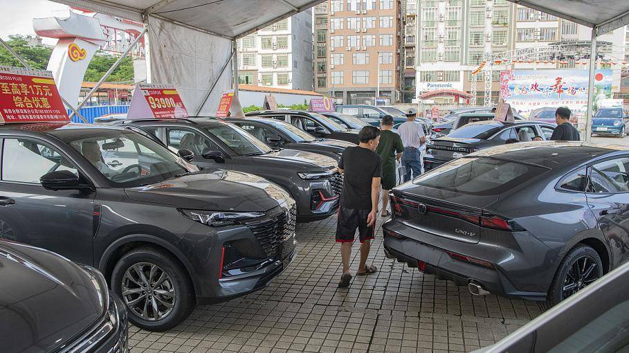 【萌喵】【转】广东正推动放宽广州、深圳限牌,上海已增加投放:汽车限购将如何再松绑