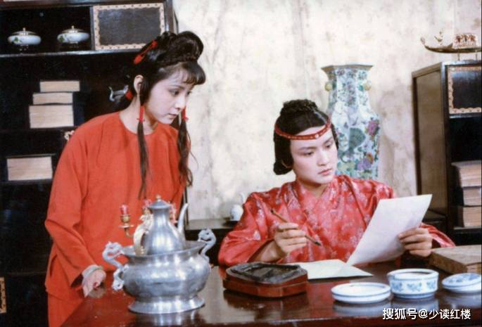 晴雯为什么急着赶走坠儿?她的这几重心理恐怕一般人看不出来