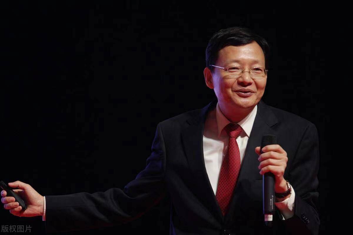 【萌喵】【转】李大霄:降低印花税最直接受益的是投资者,庞大的居民储蓄将逐渐进入股市