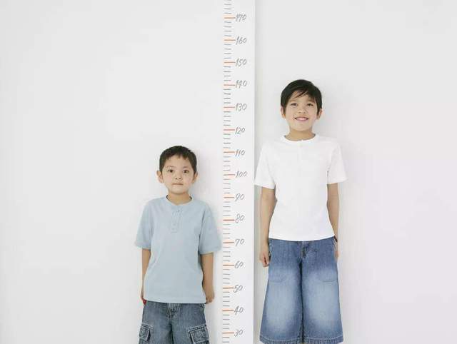 【萌喵】【转】孩子个子矮,到底是晚长还是发育迟缓,家长可以这样判断