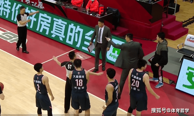 杜锋为何被撤销技术犯规?CBA公司进行了解答 网友:看不懂