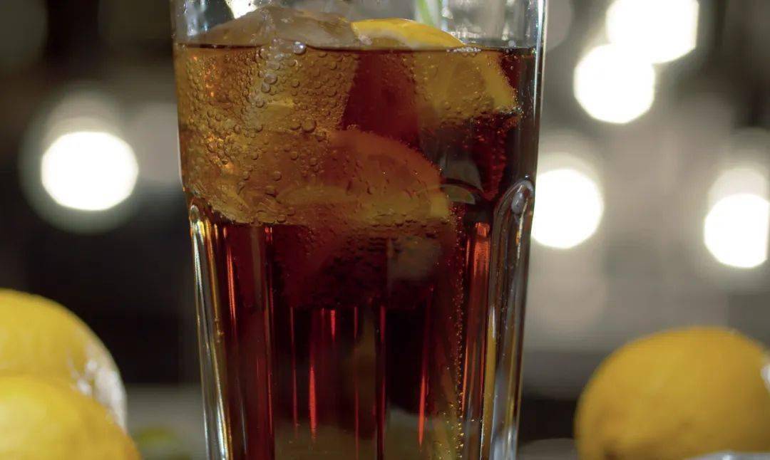 【萌喵】【转】喝碳酸饮料会骨质疏松吗?