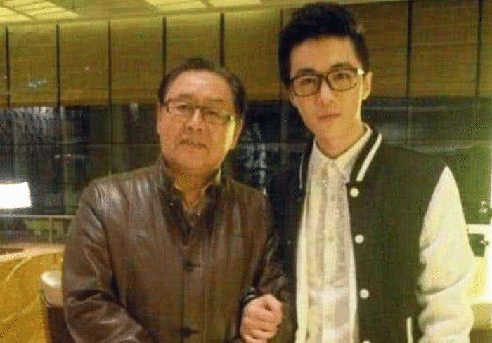 猪八戒现已73岁,与“嫦娥”恩爱多年,如今儿子也事业有成