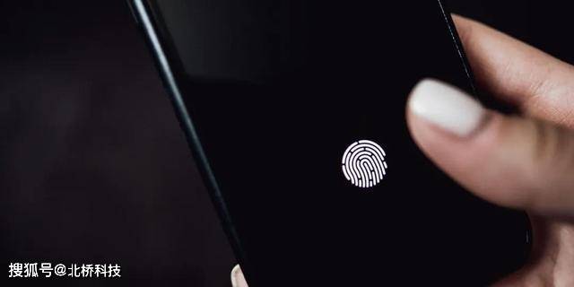 今年的新iPhone叫iPhone 12s,支持屏下指纹,或将去除充电接口!
