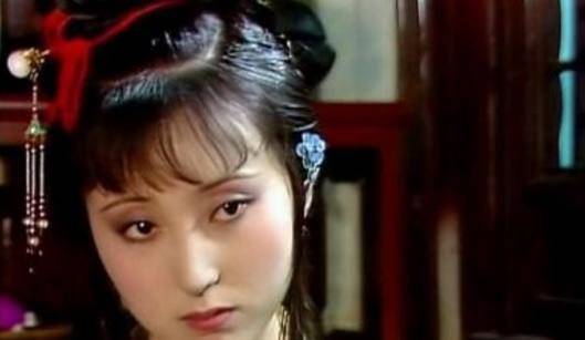 王夫人等对林黛玉逼迫过甚,最终贾母力主贾宝玉和林黛玉结合