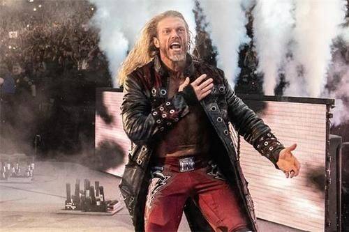 WWE也慌了?揭秘为何提前公布艾吉在皇家大赛回归的消息!