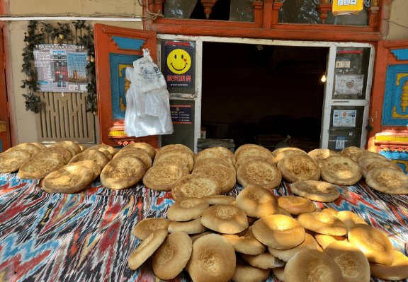 【转】南疆的十字路口,古龟兹国的国都所在,如今的库车异域风情浓郁