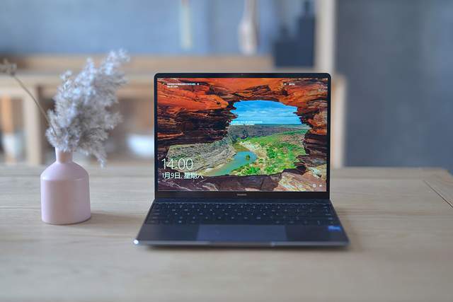 华为MateBook13 2021开箱:1.3公斤办公小钢炮