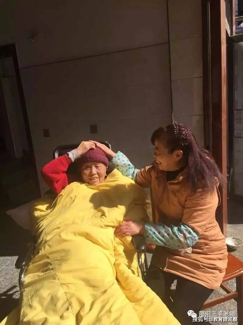 三平:母亲,开始是一首生命的序曲,落幕是一首凄美的挽歌
