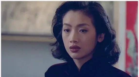 一生活得清醒的“丑女”吴倩莲,为何成了刘德华最亲的女星?