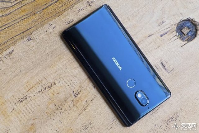 Nokia 7评测:除了蔡司镜头 还有哪些功能值2499元?