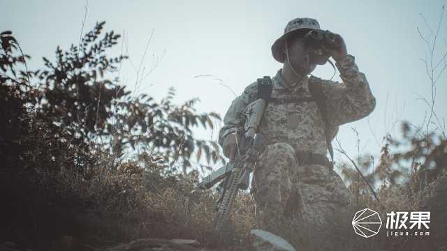 德国老厂70年只造望远镜,军队都在抢,究竟好在哪?