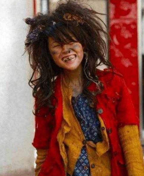 演过乞丐的12位女星,江一燕丑哭了,郑爽接地气,杨颖像小白脸