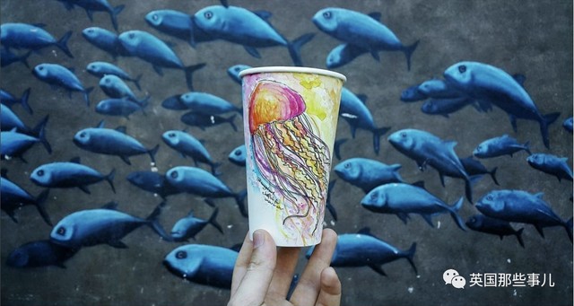一次性纸杯上的全世界!这小哥画出了一片诗与远方