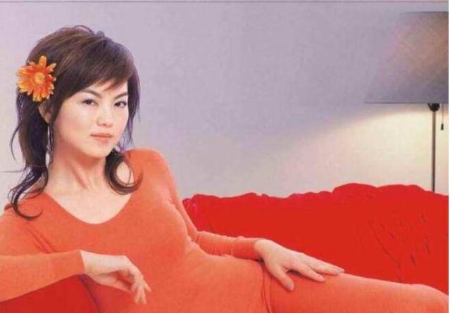 李湘居然瘦成了这样