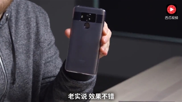 老外开箱辣评华为Mate 10 Pro:保时捷限量版一眼中毒