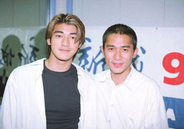 陈冠希认为圈中只有2位男星比他帅,答案很有说服力