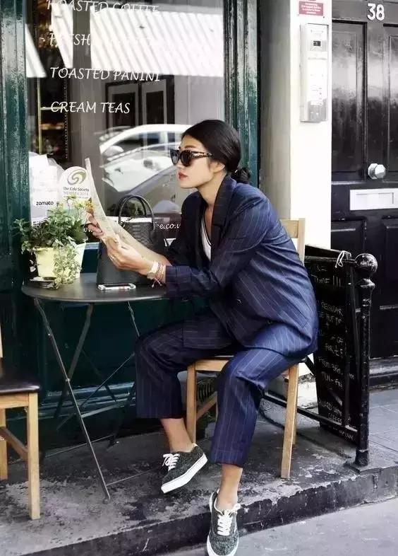 秋冬外套还没买好?你当西装外套是空气么!