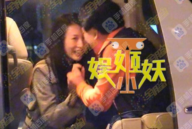 朱时茂和嫩妹亲吻不算什么,这位老艺术家却逼死了自己的发妻