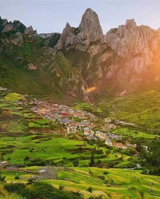 2018年国内最美旅行时间表,承包你一整年的旅途,内附自驾路线!