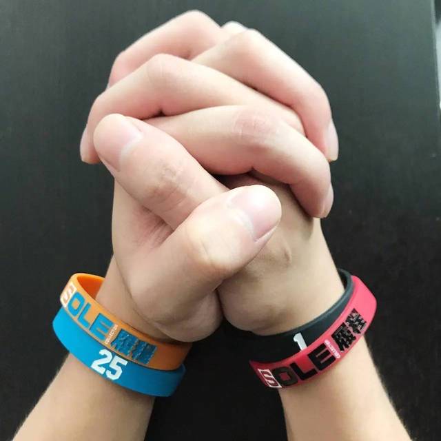 履程 | 执子之手,与子“鞋”老