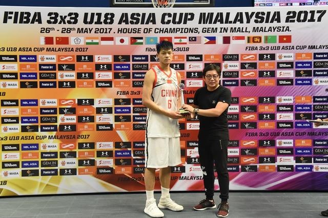高中生入选国奥名单,曾获亚洲3人篮球赛MVP