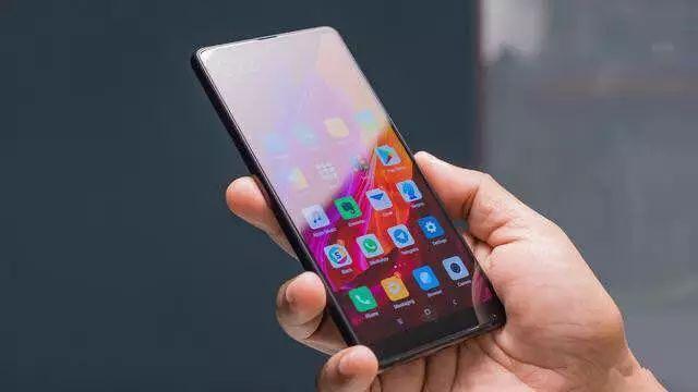 小米7全面屏曝光,MIX很尴尬