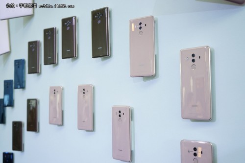 华为Mate10/Mate10 Pro对比评测:怎么选才不吃亏?
