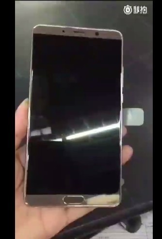 外观炸裂!华为Mate 10/10 Pro真机曝光