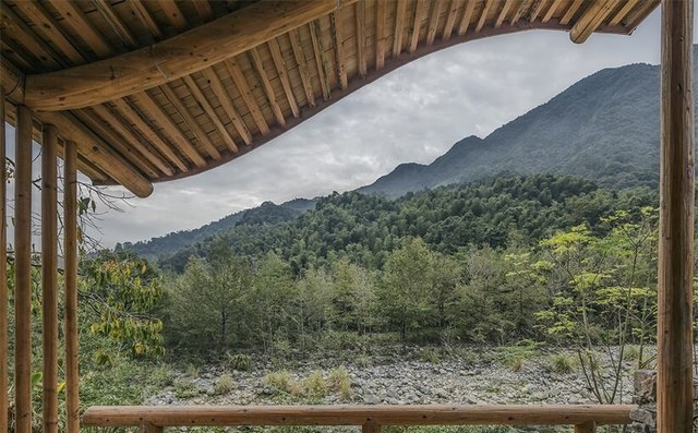 「建筑改造」深山中的老房子改造成静谧的休闲空间