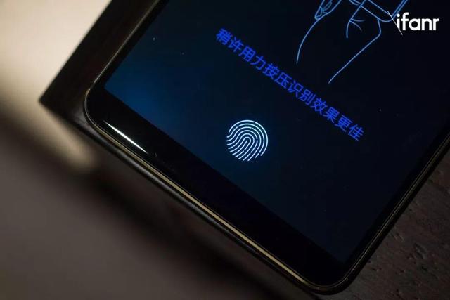2017 中国手机出货量首度下滑 4%,对手机厂商来说意味着什么?