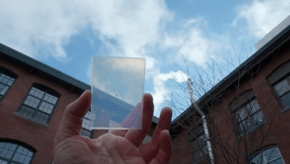 世界最轻甜品吃起来什么味?比纸还要轻的它入口即化