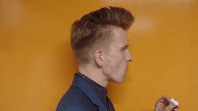 世界最轻甜品吃起来什么味?比纸还要轻的它入口即化